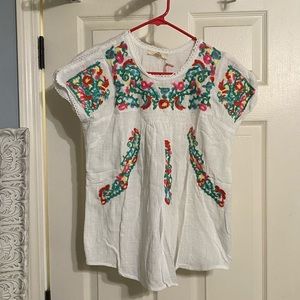 Size small, boutique top, new with tags!